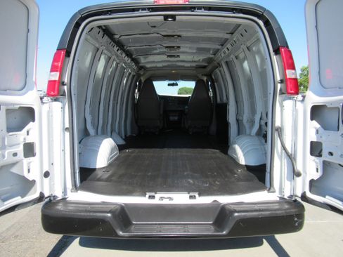 Used 2023 Chevrolet Express 2500 Extended w/ Driver Convenience Package image 14