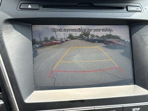 Used 2017 Hyundai Santa Fe Sport FWD image 20