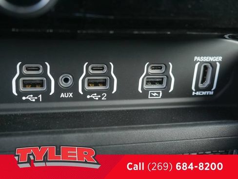 New 2026 RAM 1500 Laramie w/ Night Edition AWD/4WD image 33