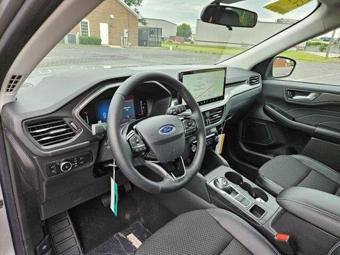 New 2024 Ford Escape SE image 13