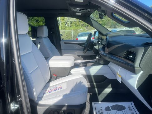 New 2026 Chevrolet Tahoe Premier image 14