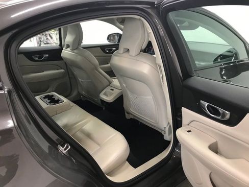 Used 2024 Volvo S60 B5 Core w/ Climate Package image 31