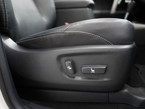 Used 2022 Toyota 4Runner Limited RWD image 32