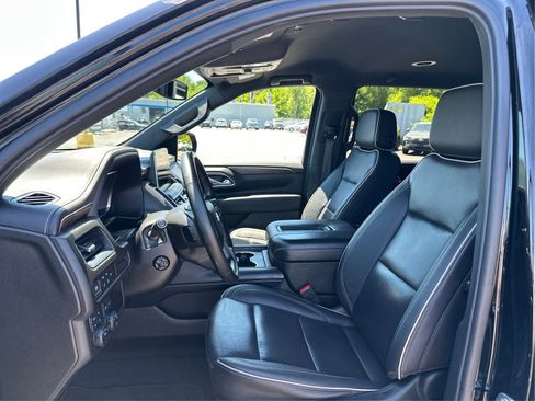 Used 2024 Chevrolet Tahoe Premier AWD/4WD image 9