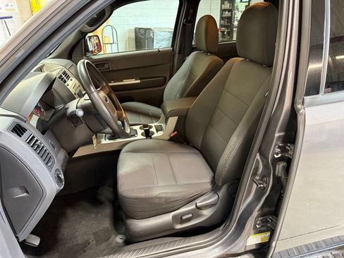 Used 2012 Ford Escape XLT AWD/4WD image 15