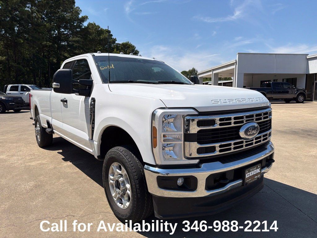 Used 2025 Ford F250 XLT AWD/4WD image 8