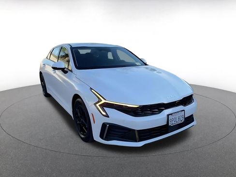 Used 2025 Kia K5 LXS FWD image 3
