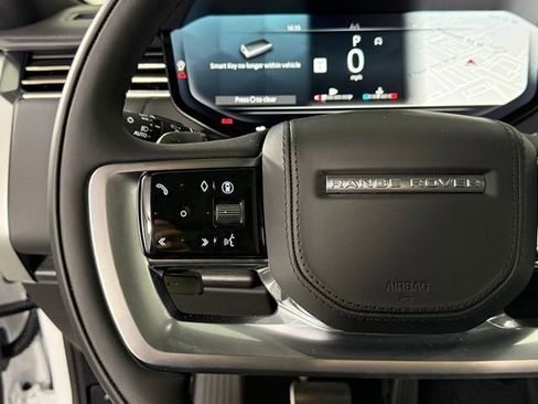 New 2026 Land Rover Range Rover Long Wheelbase SE AWD/4WD image 38