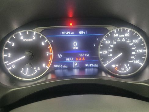 Used 2025 Nissan Altima 2.5 SV FWD image 23