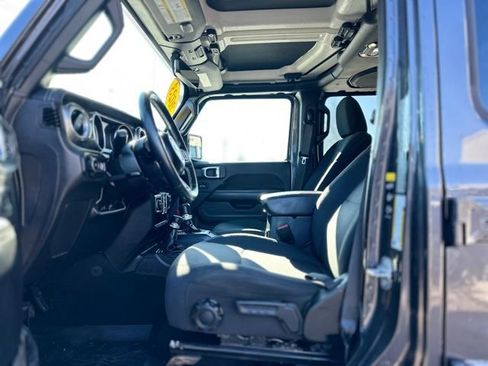 Used 2023 Jeep Wrangler Sahara w/ Cold Weather Group image 11