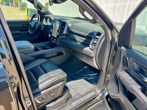 Used 2022 RAM 1500 Limited AWD/4WD image 19