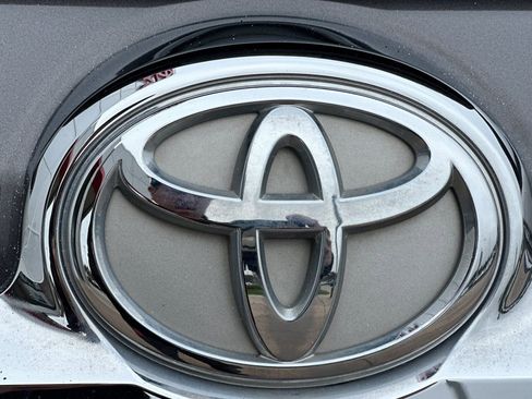 Certified 2018 Toyota 4Runner Limited image 36