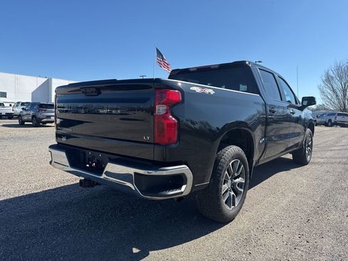 Used 2022 Chevrolet Silverado 1500 LT image 11