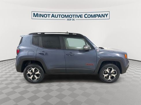 Certified 2019 Jeep Renegade Trailhawk image 9