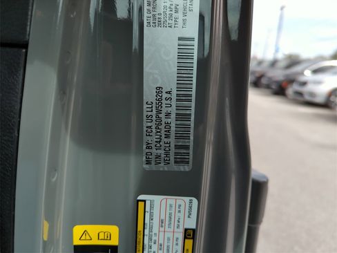 Used 2023 Jeep Wrangler Unlimited Sahara w/ Cold Weather Group image 39