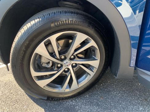 Used 2022 Buick Envision Essence w/ Safety Package image 7