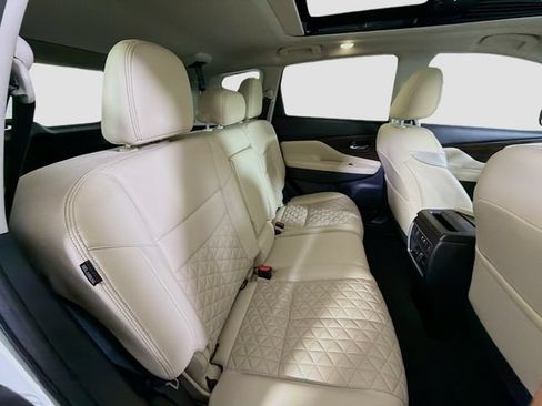 Used 2022 Nissan Murano Platinum w/ Cargo Package FWD image 28