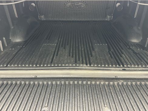 Used 2018 Ford F150 XLT w/ Equipment Group 302A Luxury AWD/4WD image 9