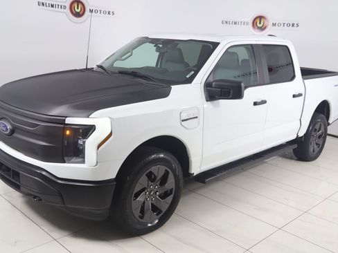 Used 2023 Ford F150 Lightning Pro AWD/4WD image 22