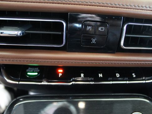 Used 2023 Lincoln Nautilus Reserve w/ Monochromatic Package image 47