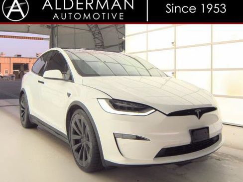 Used 2022 Tesla Model X Plaid image 1