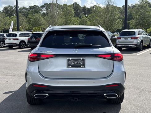Used 2024 Mercedes-Benz GLC 300 4MATIC w/ AMG Line image 4