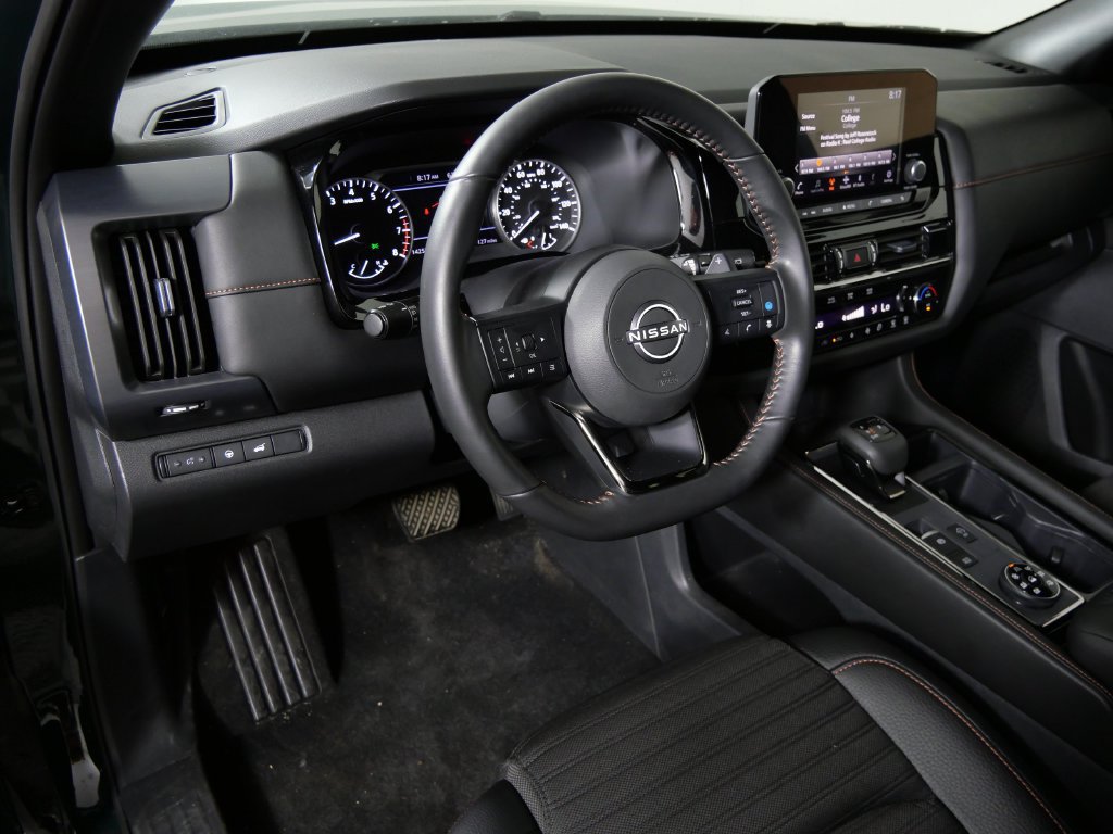 Used 2025 Nissan Pathfinder Rock Creek AWD/4WD image 13