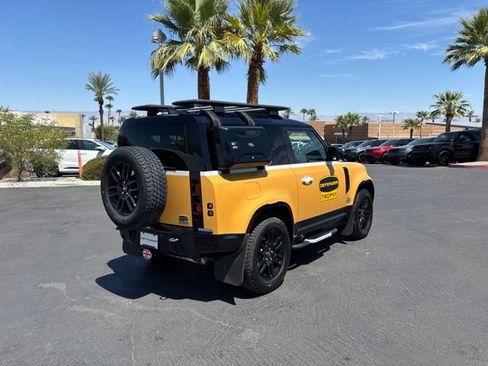 Used 2023 Land Rover Defender 90 X-Dynamic SE AWD/4WD image 5