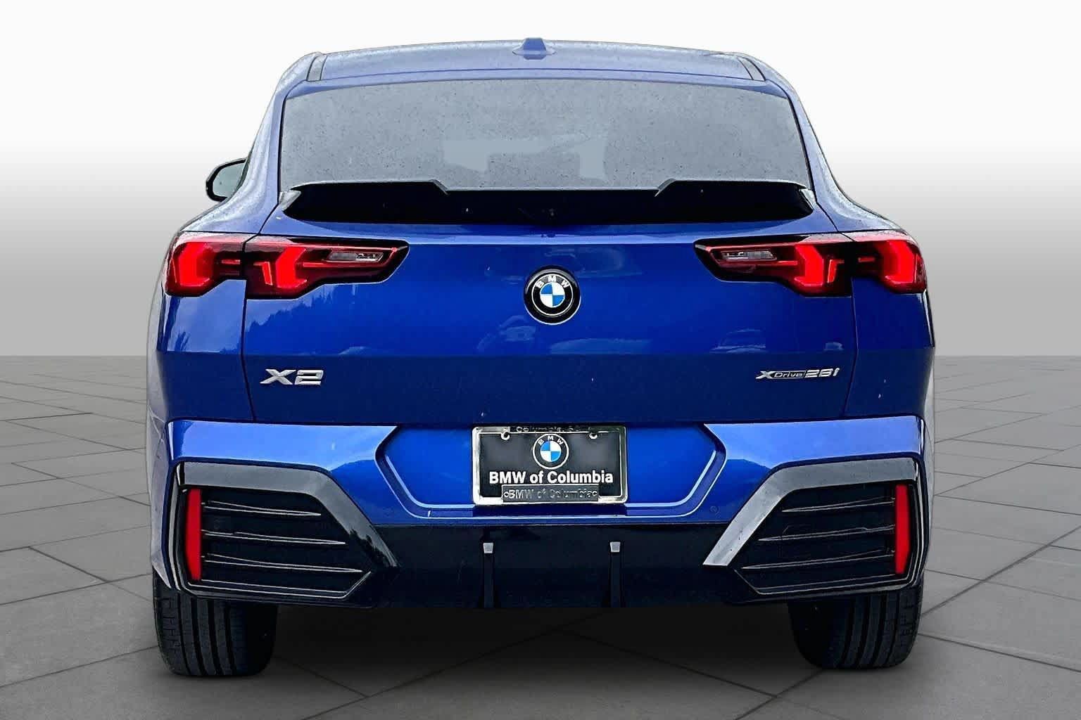 Used 2026 BMW X2 xDrive28i w/ Technology Package AWD/4WD image 4
