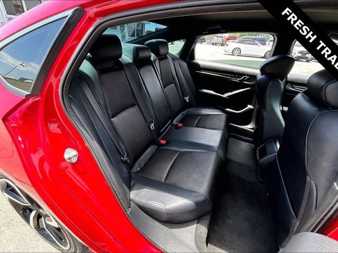 Used 2018 Honda Accord Sport image 25