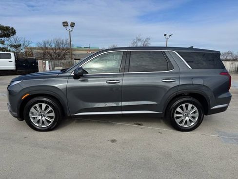 Used 2025 Hyundai Palisade SE image 8