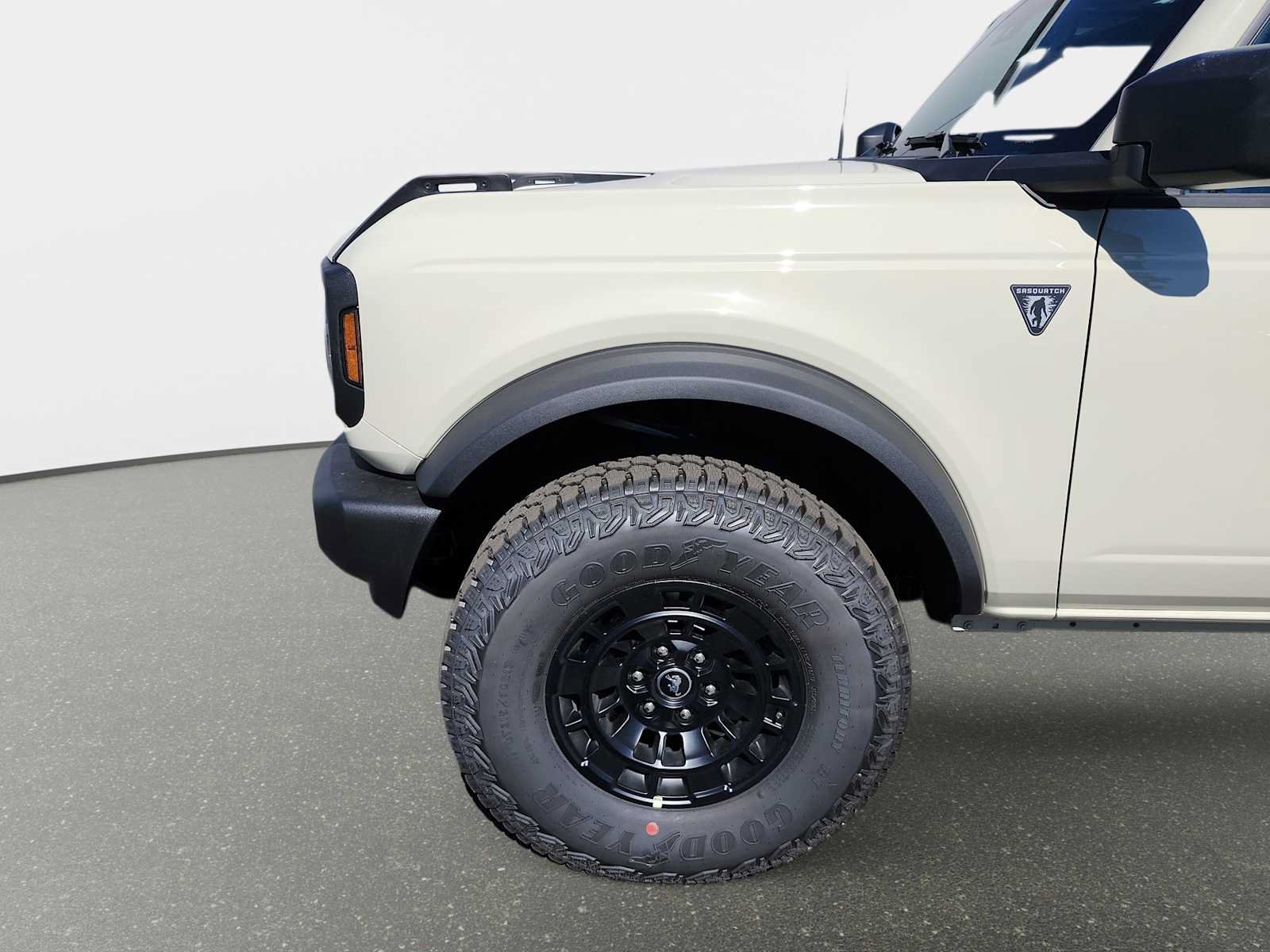 New 2026 Ford Bronco 2-Door w/ Sasquatch Package AWD/4WD image 10