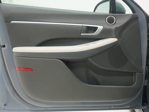 Used 2025 Hyundai Sonata SEL FWD image 14