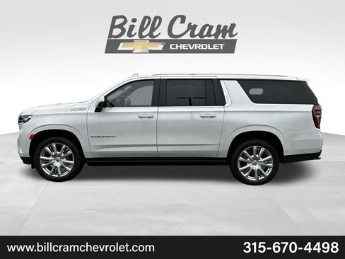 Used 2021 Chevrolet Suburban High Country image 14