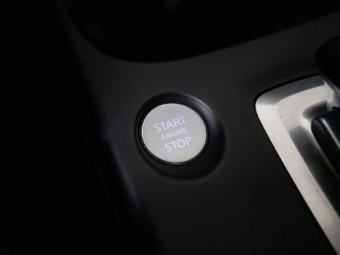 Used 2024 INFINITI QX50 Sensory image 24