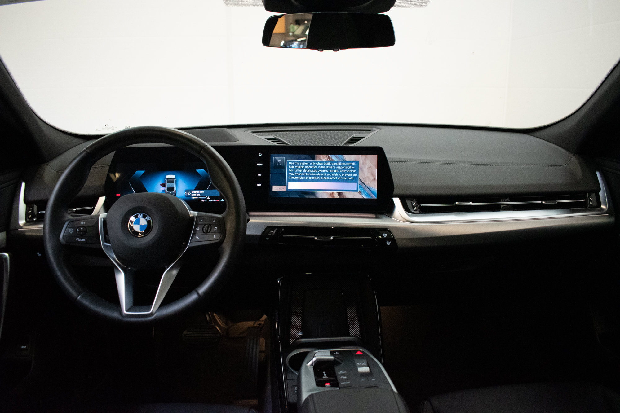 Used 2026 BMW X2 xDrive28i AWD/4WD image 11
