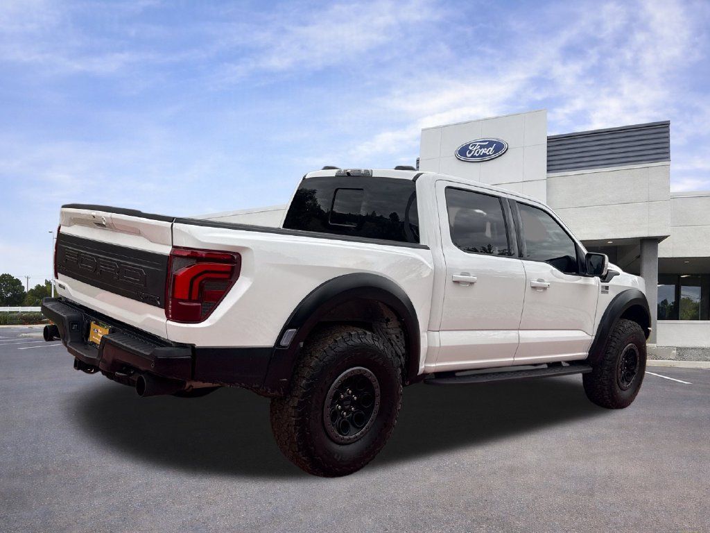 Used 2026 Ford F150 Raptor AWD/4WD image 8