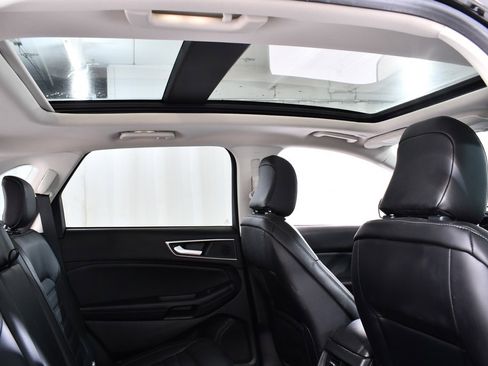 Used 2024 Ford Edge SEL w/ Convenience Package image 18