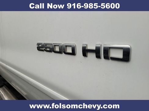 Used 2018 GMC Sierra 2500 SLE w/ HD SLE Preferred Plus Package image 3