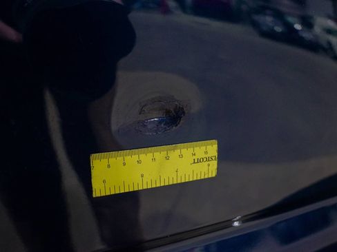 Used 2000 Chevrolet Silverado 2500 LS w/ Firm Ride Suspension Pkg image 39