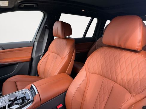 New 2026 BMW X7 xDrive40i w/ M Sport Package image 13