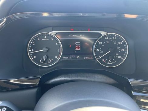Used 2025 Nissan Pathfinder SV FWD image 29