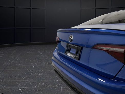Used 2024 Volkswagen Jetta GLI 40th Anniversary Edition image 31