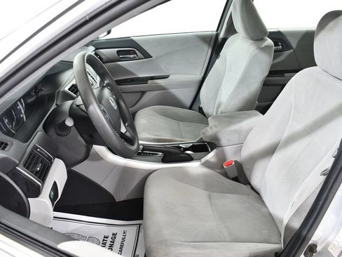 Used 2013 Honda Accord LX image 6
