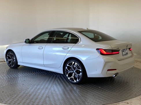 Used 2025 BMW 330i xDrive Sedan w/ Convenience Package image 3