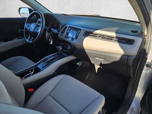 Used 2022 Honda HR-V LX image 20