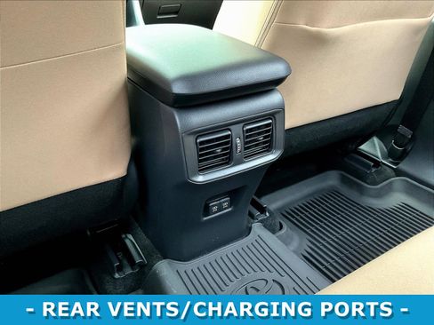 Used 2021 Toyota RAV4 XLE w/ Protection Package (TMS) AWD/4WD image 10