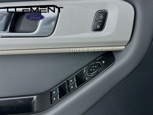 New 2026 Ford Explorer Active image 23