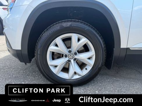 Used 2018 Volkswagen Atlas SEL AWD/4WD image 9