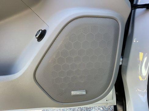 Used 2019 GMC Acadia SLT w/ LPO, Floor Liner Package FWD image 25